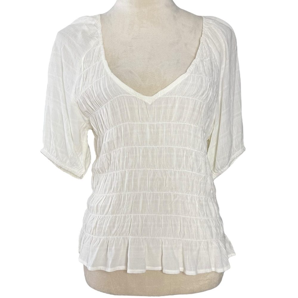 Sanctuary‎ White V Neck Short Sleeve Pullover Blouse Top Size Medium
